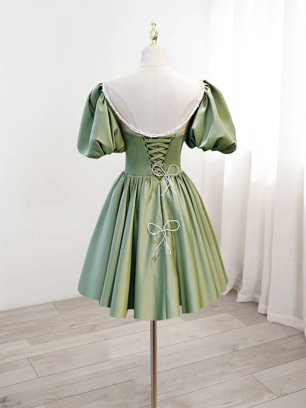 A Line Green Puffy Sleeve Satin Short Prom Dress Homecoming Dress SP584