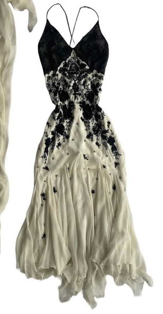 Beige A Line Chiffon Long Prom Dress With Applique SP500