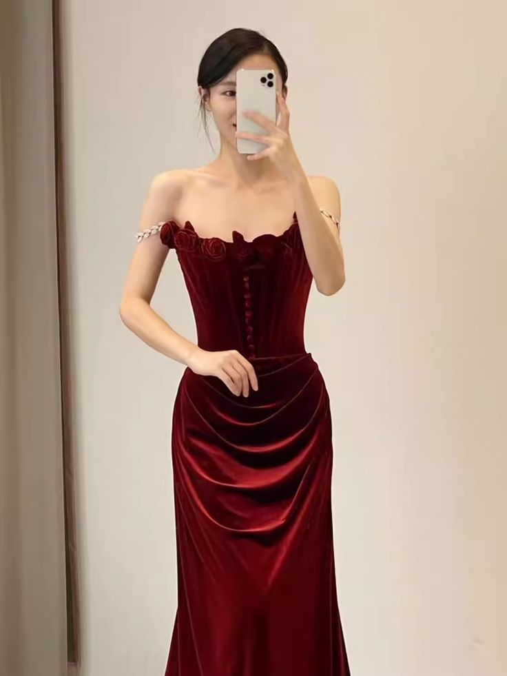 Mermaid Strapless Red Velvet Long Prom Dress SP638